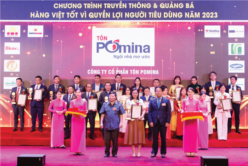 Tôn Pomina vinh danh nhận giải Thương hiệu Vàng Việt Nam năm 2023