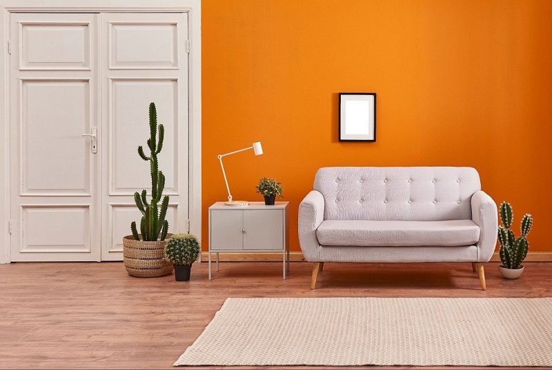 màu sơn nhà hợp với tuổi tân mùi - phòng khách màu cam xám