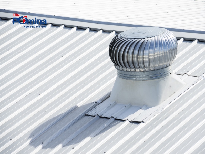 cách chống nóng cho nhà cấp 4 mái tôn bằng ống thông gió