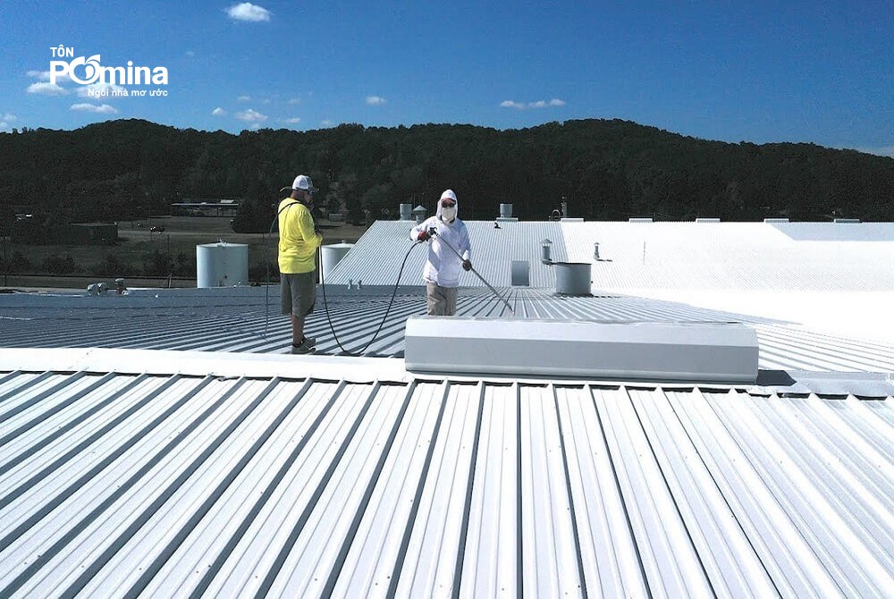 Giải đáp thắc mắc: Sơn chống nóng mái tôn có hiệu quả không?