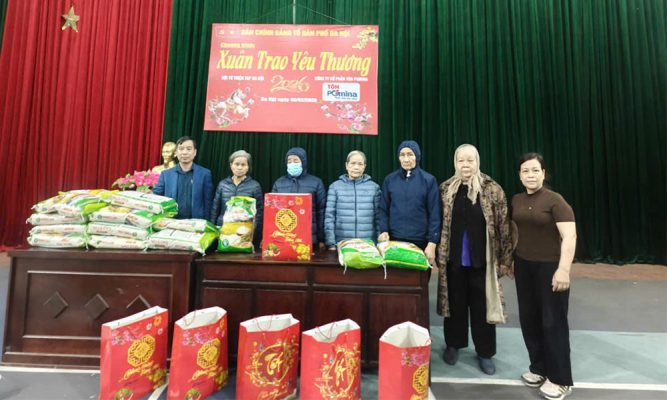 Tôn Pomina trao quà Tết cho hộ nghèo tại Bắc Ninh dịp Bính Ngọ 2026
