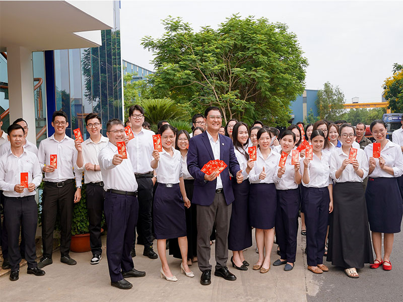 tôn pomina khai xuân 2026