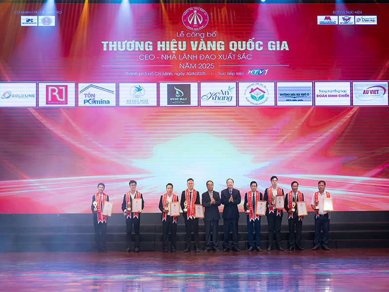 xưởng cắt cán tôn