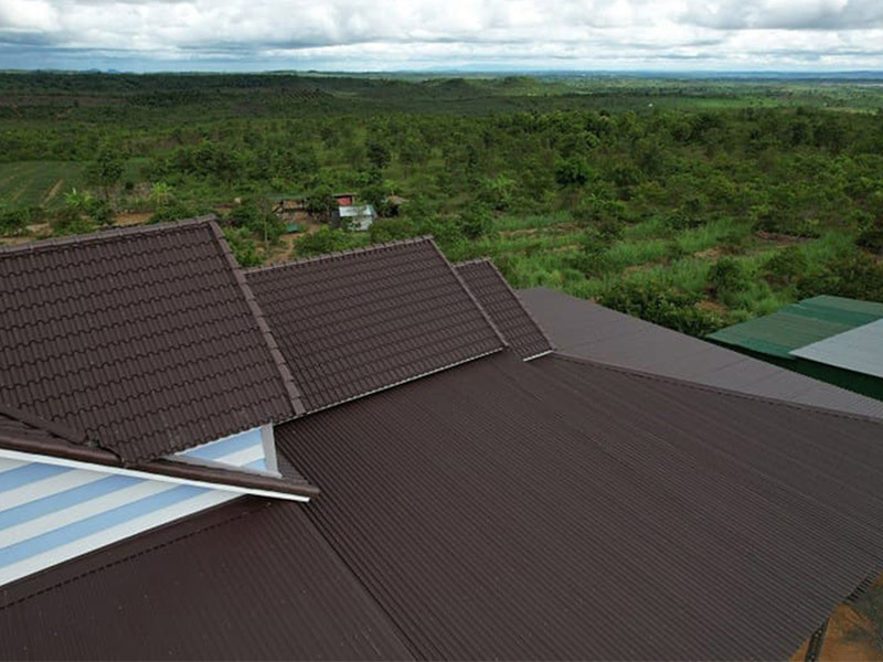 tôn lạnh màu nâu đất