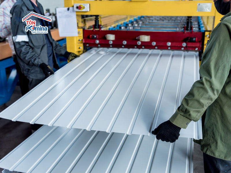 tôn lạnh màu trắng sữa